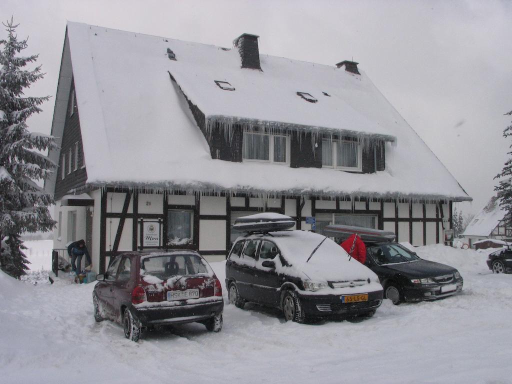 Gaestehaus Mira วินเทอร์แบร์ก ภายนอก รูปภาพ